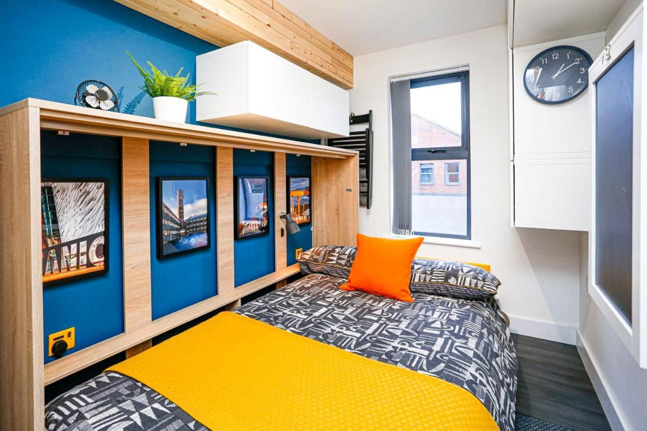 Funky City Apartment - Secure Parking - Wifi - Sleeps 6 - No Parties Belfast Exterior photo